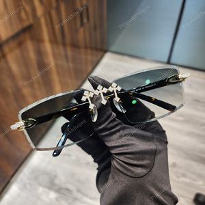 Diamond Tester Hip Hop Gafas de sol con tonos verde oscuro VVS Moissanite Diamonds Nuevo diseño Joyería de moda para hombres - Product Image 2