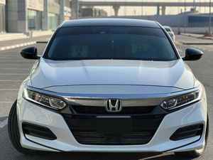 2022 Otros 4.5L Usado FWD Interior de Cuero Gasolina Volante a la Izquierda Modelo Aspire Emisión Euro IV Automático - Product Image 3