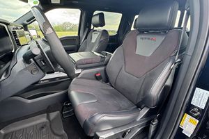 ฟอร์ด เอฟ-150 แร็ปเตอร์ อาร์ ปี 2025 สภาพใช้งานมาแล้ว เครื่องยนต์ซูเปอร์ชาร์จ V8 720 แรงม้า ขับเคลื่อน 4 ล้อ ปรับแต่งน้อยมาก - Product Image 4