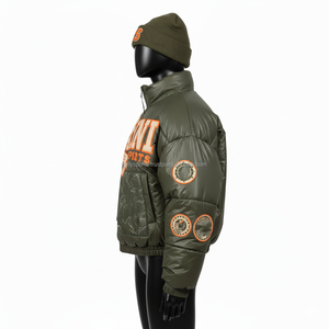 Chaqueta acolchada de nailon para mujer, diseño verde oliva, logotipo personalizado, parche bordado, estilo informal, prendas de vestir exteriores de invierno, chaqueta acolchada para mujer - Product Image 3