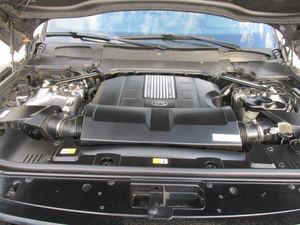 Land Rover Range Rover P525 HSE 4WD 2020, conduite à gauche, norme Euro III, 50 001 à 75 000 miles, États-Unis - Product Image 2