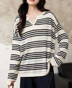 Pull à col rond en laine mélangée écologique pour femmes mince à manches longues avec motif à rayures tricoté par ordinateur printemps tenue décontracté - Product Image 1