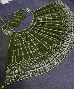 Diseñador Georgette ropa de novia algodón seda lehenga choli con dupatta bordado pesado trabajo precio al por mayor Ropa Étnica - Product Image 3