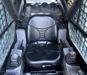 Mini chargeuse sur chenilles BOBCAT MT100 à vendre - Product Image 5