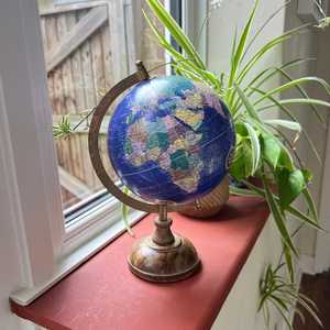 20cm Vintage World Globe with Wooden Base & Metal Arc Rotating Art Deco Design Educational Geographic Desktop Accessory - Product Image 2