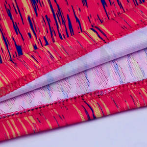 Uniforme de Fútbol Personalizable de Alta Calidad, Transpirable y Ligero, 100% Poliéster, para Hombres Activos, Entrenamientos de Club, Partidos y Juego en Equipo - Product Image 6