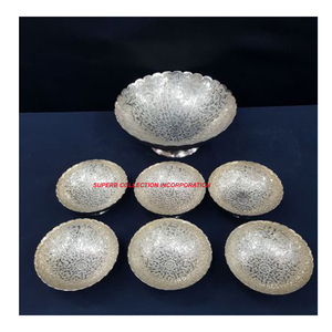 Bol à chocolat en laiton de conception florale en laiton de luxe petit pour des cadeaux d'enfants - Product Image 4