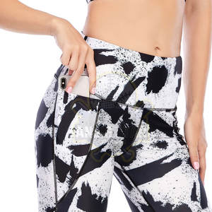 Último diseño Spandex Poliéster Mujeres Yoga Set Cómodo Mujeres Yoga Set Gym Wear Mujeres Yoga Set - Product Image 6