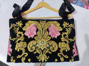 Palazzo supérieur imprimé numérique brodé en velours élégant de créateur dernier cri - Product Image 4