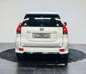 Prado GXR 2.7L (164 HP) 4WD (7 Plazas) de Primera Calidad, Excelente Estado, Mejor Oferta - Product Image 6