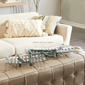 Bandeja de servicio ovalada negra rústica con base de madera y diseño único Ideal para exhibir artículos decorativos y golosinas - Product Image 5