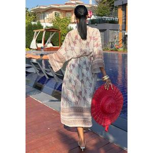 Kimono de Chifón Estampado Sandra con Pantalones Cortos 5156-08, Conjunto de 1 Pieza - Product Image 2