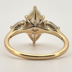 Anillo de Compromiso y Boda de Plata de Ley 925 con Moissanita de Corte Marquesa de 3 Quilates, Diseño Personalizado de 3 Piedras, Joyas Black Pearl - Product Image 4