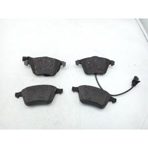 AUDI A6 Avant C5 Series (4B5) (97>04) ผ้าเบรก 2376201 เบนซิน - Product Image 1