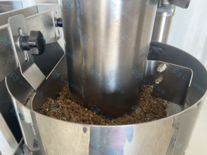 Machine d'emballage entièrement automatique pour sachets de thé intérieurs et extérieurs avec ficelle, étiquette et enveloppe pour mélanges de tisanes - Product Image 4