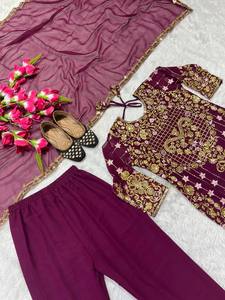 Mới thường readymade Leone crep Chất liệu thẳng cắt kurti và Leone crep patiyala dưới với voan dupatta bởi Hoàng Gia xuất khẩu - Product Image 3