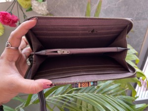 มาใหม่มือเครื่องมือแกะสลักกระเป๋าสตางค์คลัทช์เคสโทรศัพท์มีสไตล์หลายใช้กระเป๋าสตางค์ข้อมือหนังตะวันตกสําหรับผู้หญิง - Product Image 6