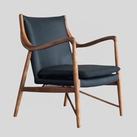 Chaise de restaurant confortable en teck moderne, écologique et durable, canapé pour meubles commerciaux, hôtels, cafés, salle à manger