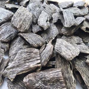 Le parfum envoûtant du bois d'agar de haute qualité - Product Image 1