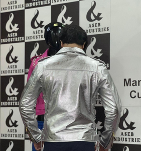 Chaqueta de Cuero de Moda Estilo Flop de Alta Calidad en Cuero de Oveja Brillante con Características Ajustables, Chaqueta de Cuero de Corte Ajustado - Product Image 3