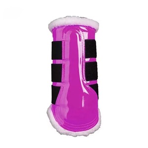 Bottes de protection pour chevaux en fourrure blanche, bottes de cheval en polaire blanche avec paillettes, fabricant de bottes de protection pour les jambes des chevaux au Pakistan - Product Image 4