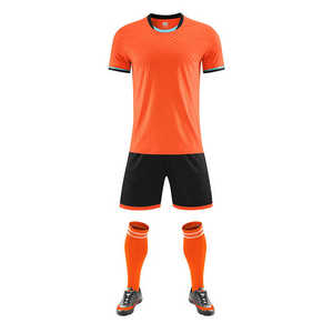 Venta al por mayor de uniformes de equipos de partido, uniformes de entrenamiento de fútbol para niños y adultos, trajes de fútbol de secado rápido de color sólido - Product Image 1