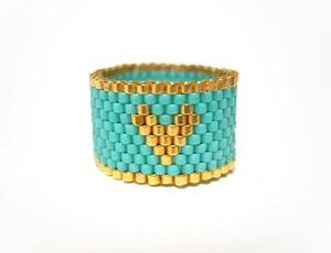 Anneaux de perles de rocaille rouges Perles de rocaille écologiques Bague facile à porter Bague de perles de rocaille légère entièrement personnalisée - Product Image 4