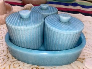 100% ensemble de quatre pots de qualité supérieure et plateau décoratif en résine couleur bleu clair - Product Image 6