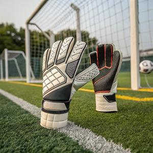 Gants en latex de gardien de but personnalisables de marque Rx de haute qualité avec protection de la paume et des doigts pour les matchs et les entraînements - Product Image 2