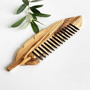 PEINE DE MADERA DE OLIVO - Product Image 3