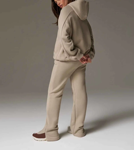 Conjunto Deportivo de Felpa para Mujer, Corte Holgado, Invierno/Otoño, Sudadera y Pantalones con Estampado Frontal, Cómodo para el Día a Día - Product Image 2