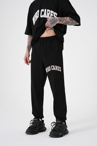 2024 nouveau dernier Design sérigraphié noir couleur survêtements pour hommes à manches longues hiver chaud formation survêtement - Product Image 2