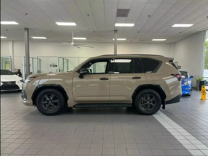 Nuevo usado LXs Hybrid Overtrail AWD - Product Image 2