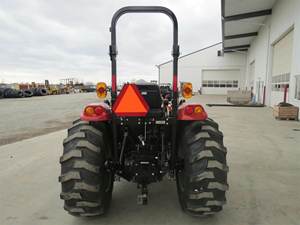 Caja de Cambios para Tractor de Ruedas IH Farmall 45C 2024 con Motor de 75HP en Venta - Product Image 4