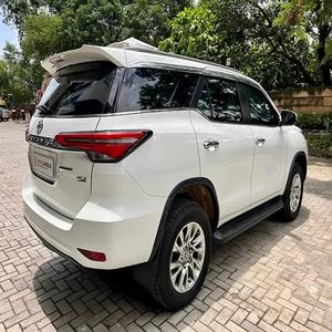 PARFAIT UTILISÉ 2019-2023 TOYOTA FORTUNER 2.8D À 4X42024 Voiture RHD/LHD PRÊT À LIVRER À LA PORTE À Vendre - Product Image 4