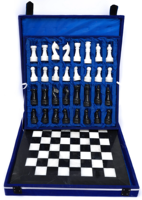 Jeu d'échecs islamique en marbre, thème amour religieux |   Échiquier artisanal incrusté de motifs floraux noirs et blancs en forme de croix |   Animal