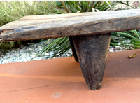 Table basse originale en bois de manguier de qualité supérieure fabriquée à la main Naga meubles de maison rustiques avec finition naturelle charme intemporel artisanat en métal