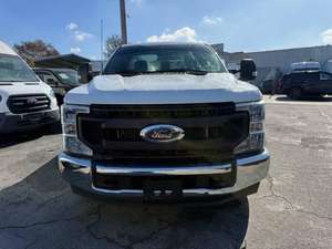 2026 pour F-250 Super Duty XL Nouveau Toit métallique foncé avec galerie de toit et caméra de recul, conduite à gauche, transmission automatique, à vendre - Product Image 2