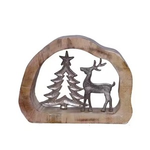 Statue d'ange de table en métal hivernal pour le dîner de Noël et l'affichage saisonnier confortable - Product Image 4