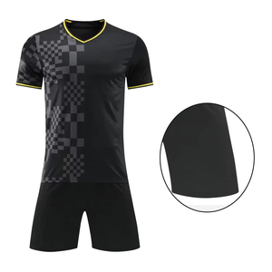 Camiseta de fútbol de poliéster 100% personalizada de alta calidad, conjuntos deportivos de calidad de uniformes de fútbol de alto estilo hechos en fábrica - Product Image 3