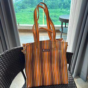 กระเป๋าไนลอนรีไซเคิลลายทางเป็นมิตรกับสิ่งแวดล้อมในตลาดอินเดียสั่งซื้อจำนวนมาก-สั่งซื้อจำนวนมาก100ชิ้นผลิตในอินเดีย - Product Image 4