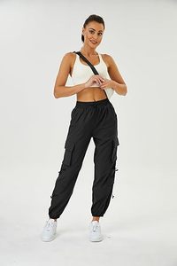 กางเกงจ็อกเกอร์ผู้ชายสั่งทำจากโรงงาน ผ้าโพลีเอสเตอร์/คอตตอนผสม เอวกลาง สไตล์ลำลอง กันน้ำ ระบายอากาศได้ดี ราคาดีที่สุด สีพื้นเข้ม - Product Image 6