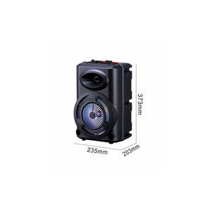 Reproductor de Karaoke Inalámbrico Estéreo con Bajos Potentes Netzy SAFG-D903 de 8 Pulgadas con Pantalla LED Digital, Radio FM, Micrófono, RGB, TWS - Product Image 4