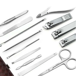 Kit de manucure et pédicure professionnel en acier inoxydable avec coupe-ongles, coupe-cuticules, 7 outils en 1, emballage personnalisé avec logo - Product Image 5