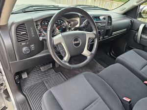 G-M-C Sierra 1500 SLE Crew Cab 2010 - Product Image 3