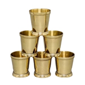 6 Pack Laiton Julep Tasse Laiton Menthe Julep Tasse Pour La Fête Disponible En Gros Fabriqué À La Main 6 Pack Julep Tasse En Laiton à Bas Prix - Product Image 1