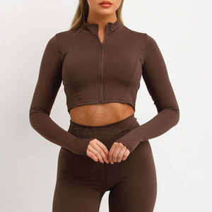 Nouveauté, dernier design, ensemble de yoga pour femmes en 3 pièces, logo frontal uni, 100% coton, respirant, séchage rapide, haute qualité, vente en gros - Product Image 6