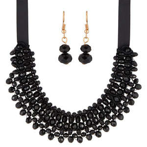 Urthn Vintage Statement Necklace Set avec perles noires et boucles d'oreilles plaquées or Bridal or Jewelry 1111230A - Product Image 1