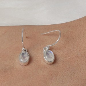 Pendientes de Plata de Ley 925 con Piedra Lunar Arcoíris Facetada para Mujer, Estilo Bohemio, Diseño Único, Joyería de Moda - Product Image 5