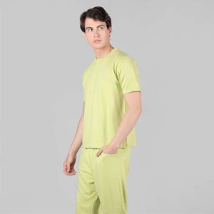 Conjunto de estampado informal para hombre-Cómodo y elegante-Perfecto para el verano y el uso diario - Product Image 3